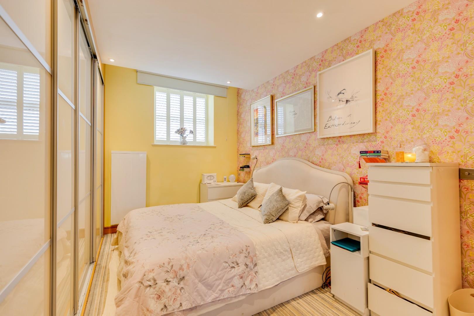 20 Headlands, Hayes Point, Hayes Road, Sully, CF64 5QH
